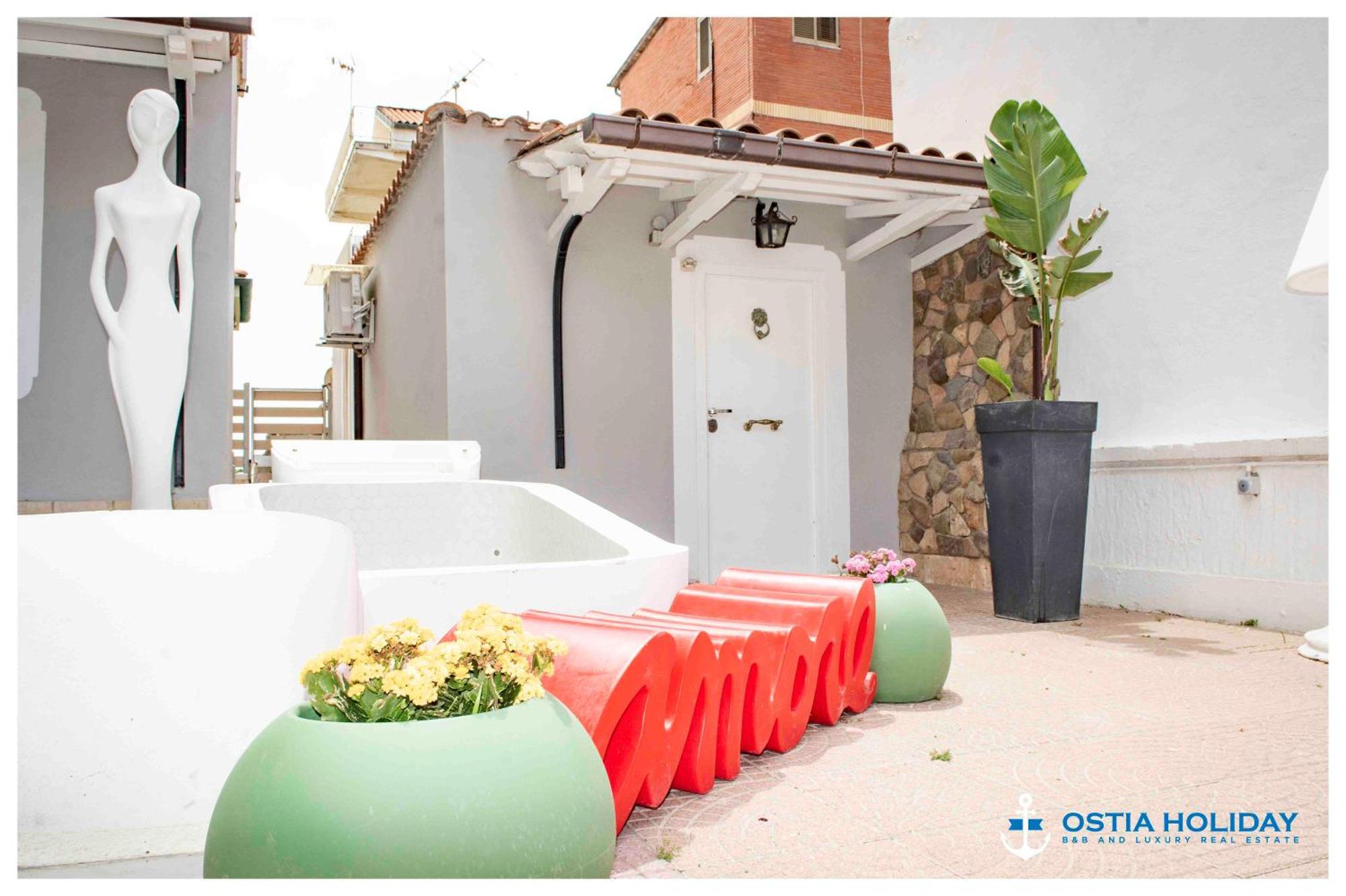 Ostia Holiday Greed Palace Dış mekan fotoğraf