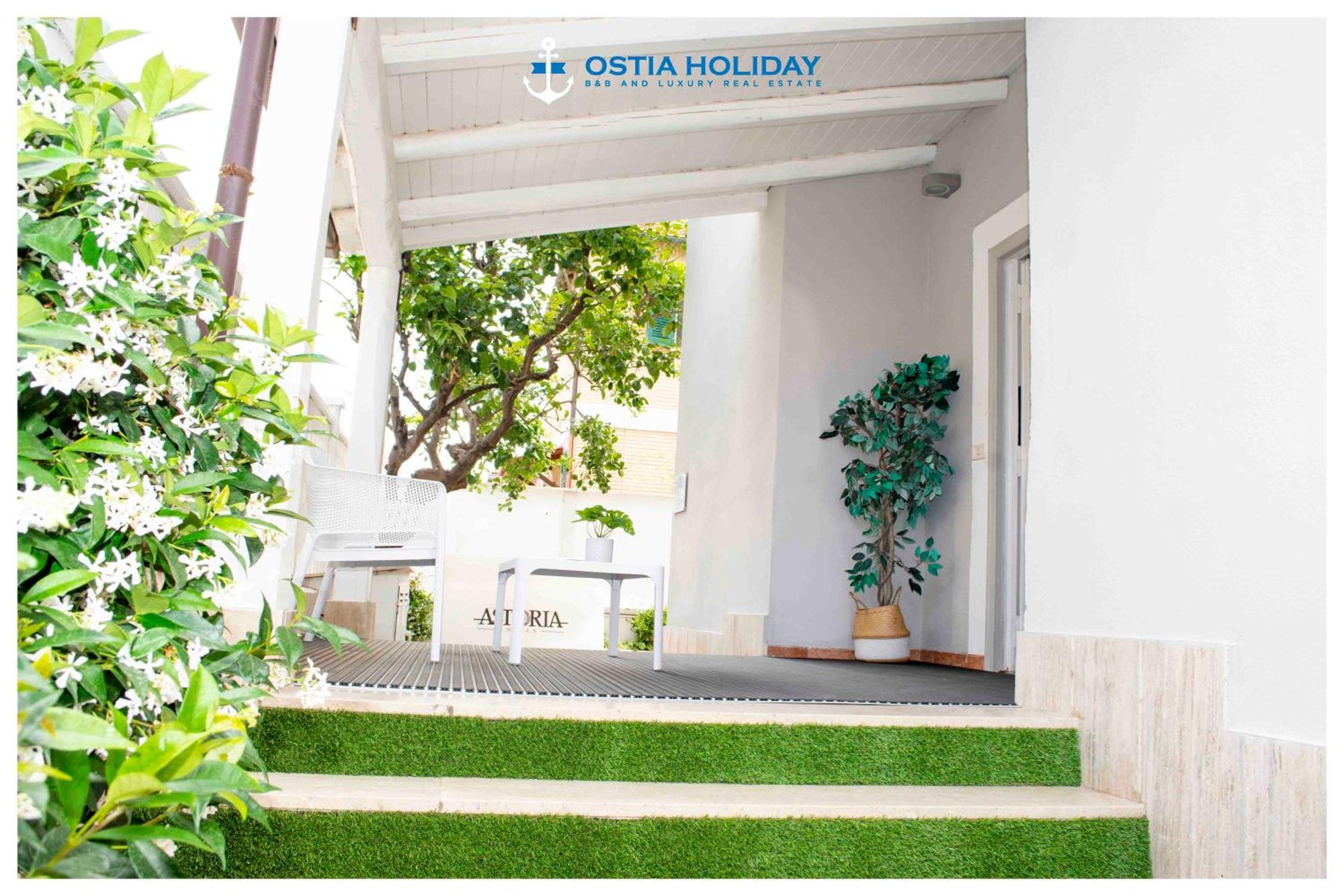 Ostia Holiday Greed Palace Dış mekan fotoğraf